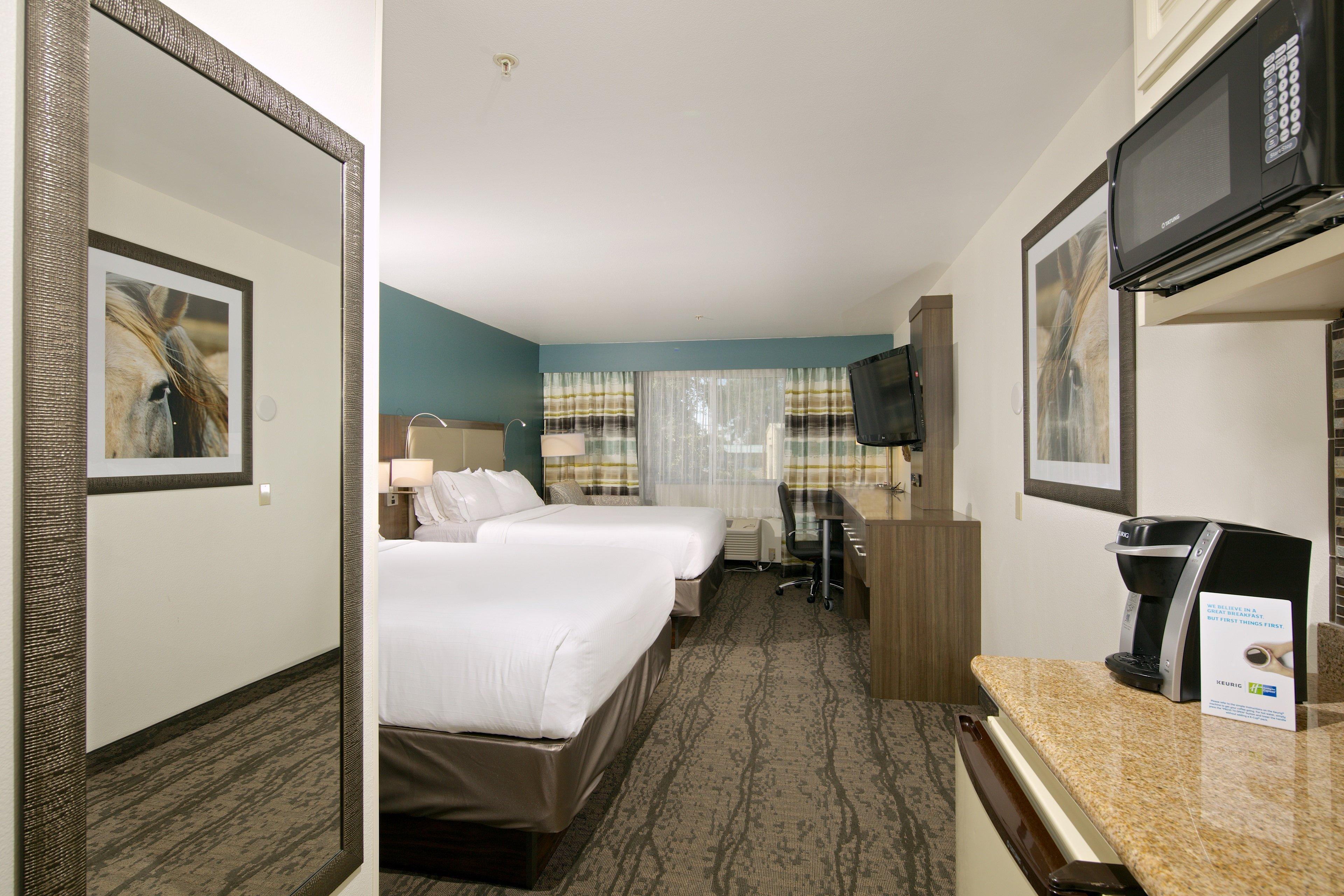 Holiday Inn Express Hotel & Suites - Paso Robles By Ihg Екстериор снимка